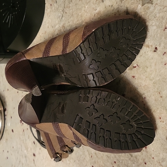 Aldo open toe tie up booties - Picture 6 of 6